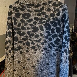 John + Jenn Black and Gray Leopard Turtleneck Sweater